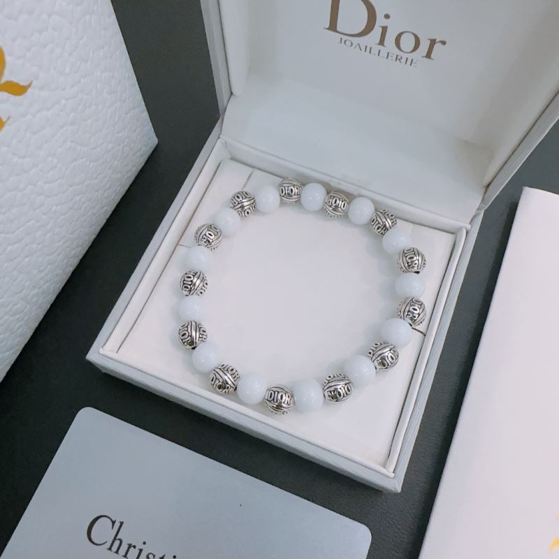 chr1st1an D10r bracelets